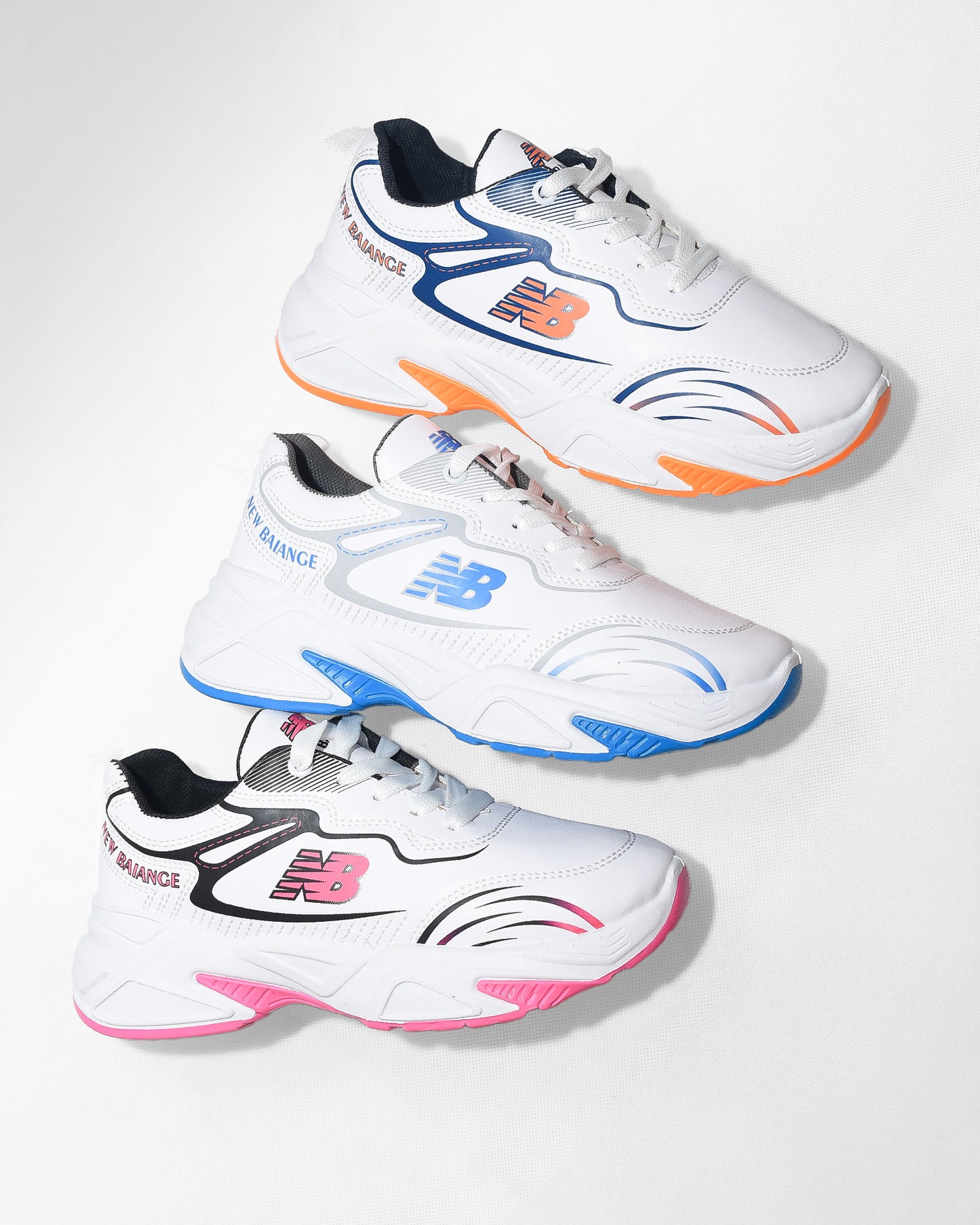 كوتشي فاشون حريمي جلد بنعل عريض