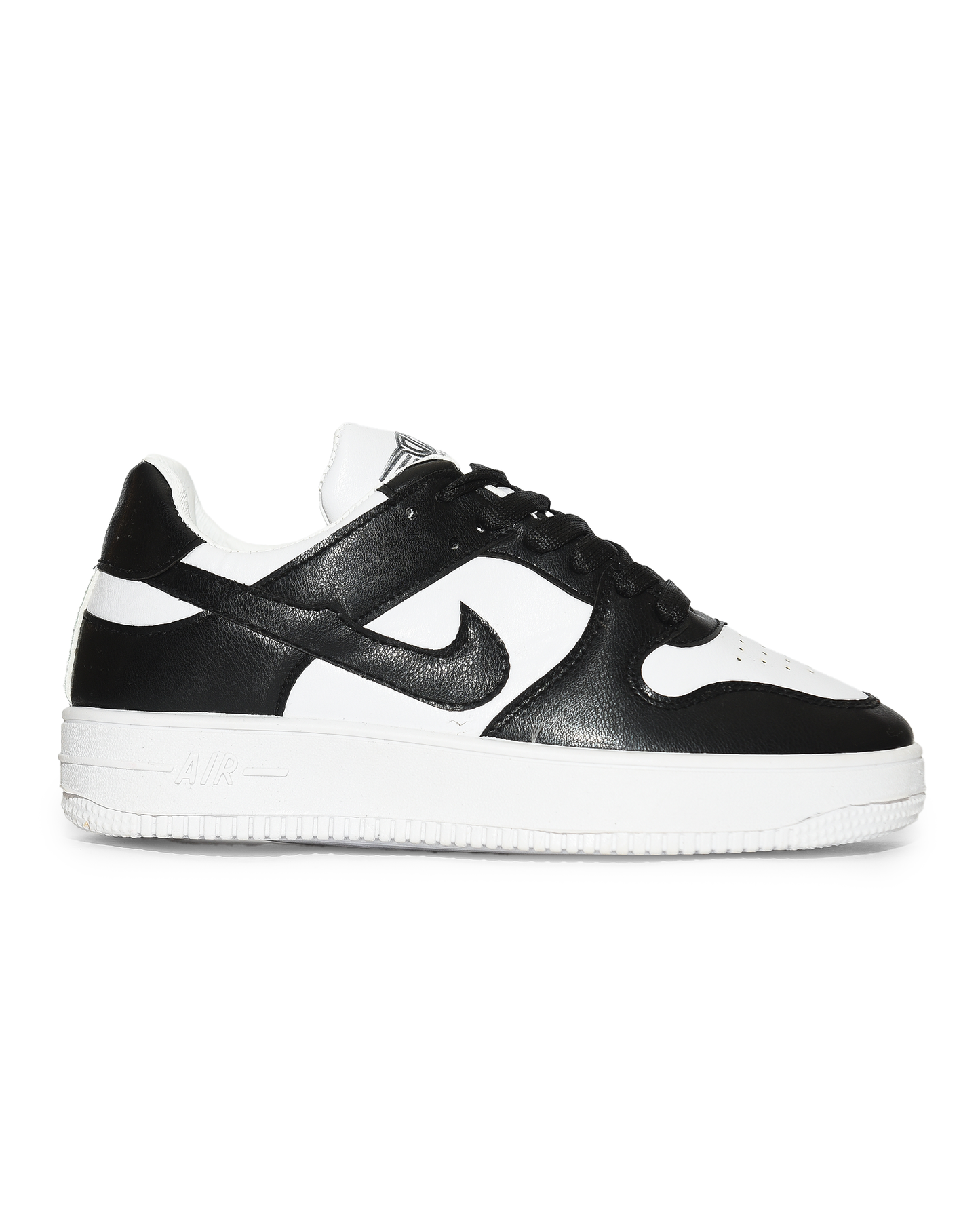 Fashion flat sole sneaker for women