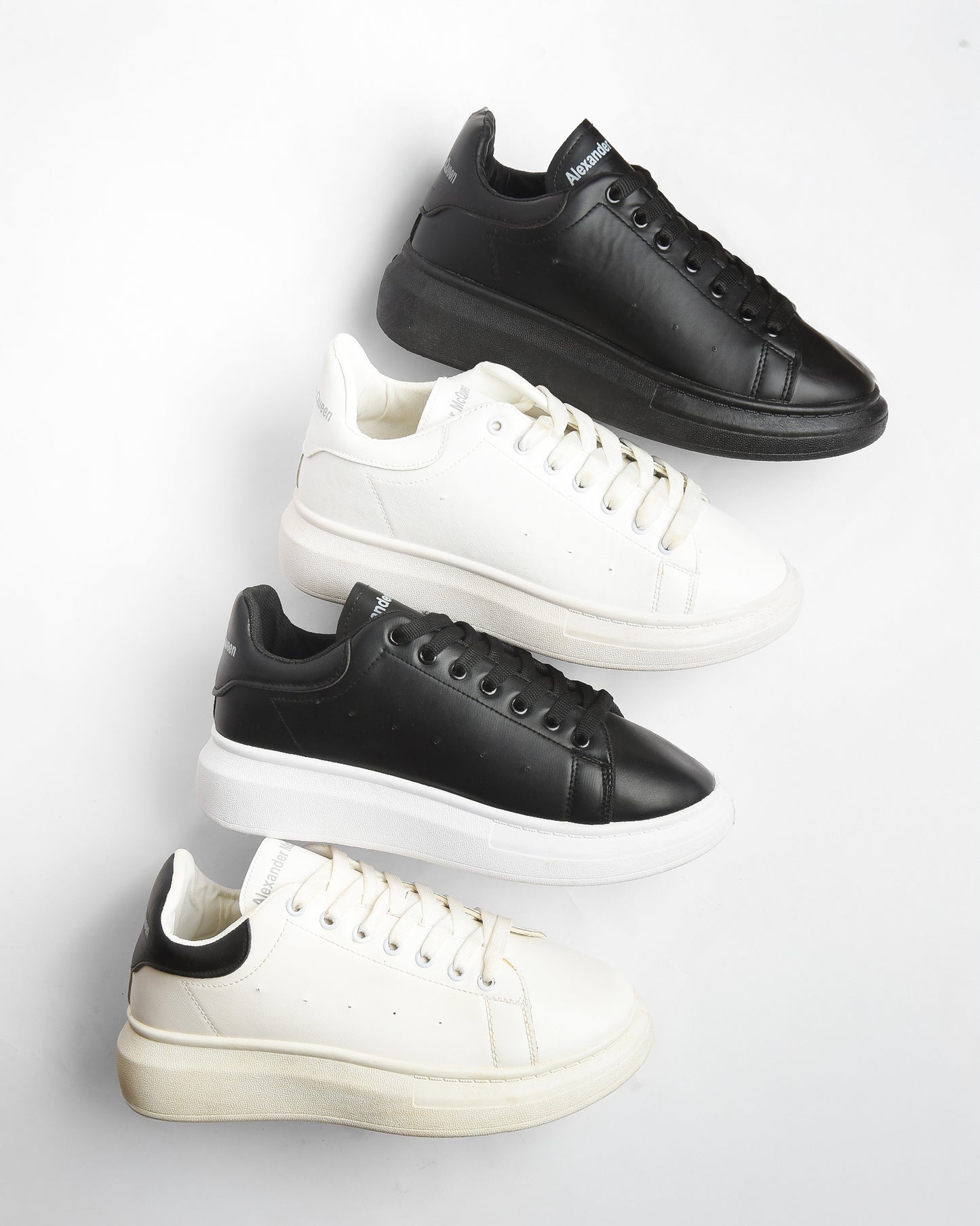 كوتشي بيــزك جلد بنعل عالي للرجال