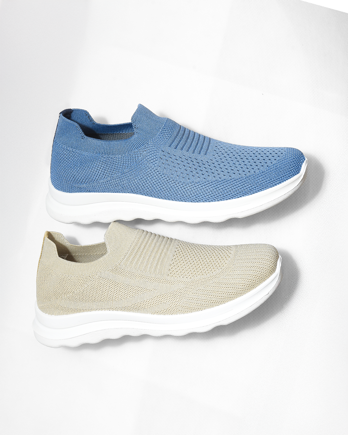 R303/10 - Sportive Canvas Sock Sneakers For Men