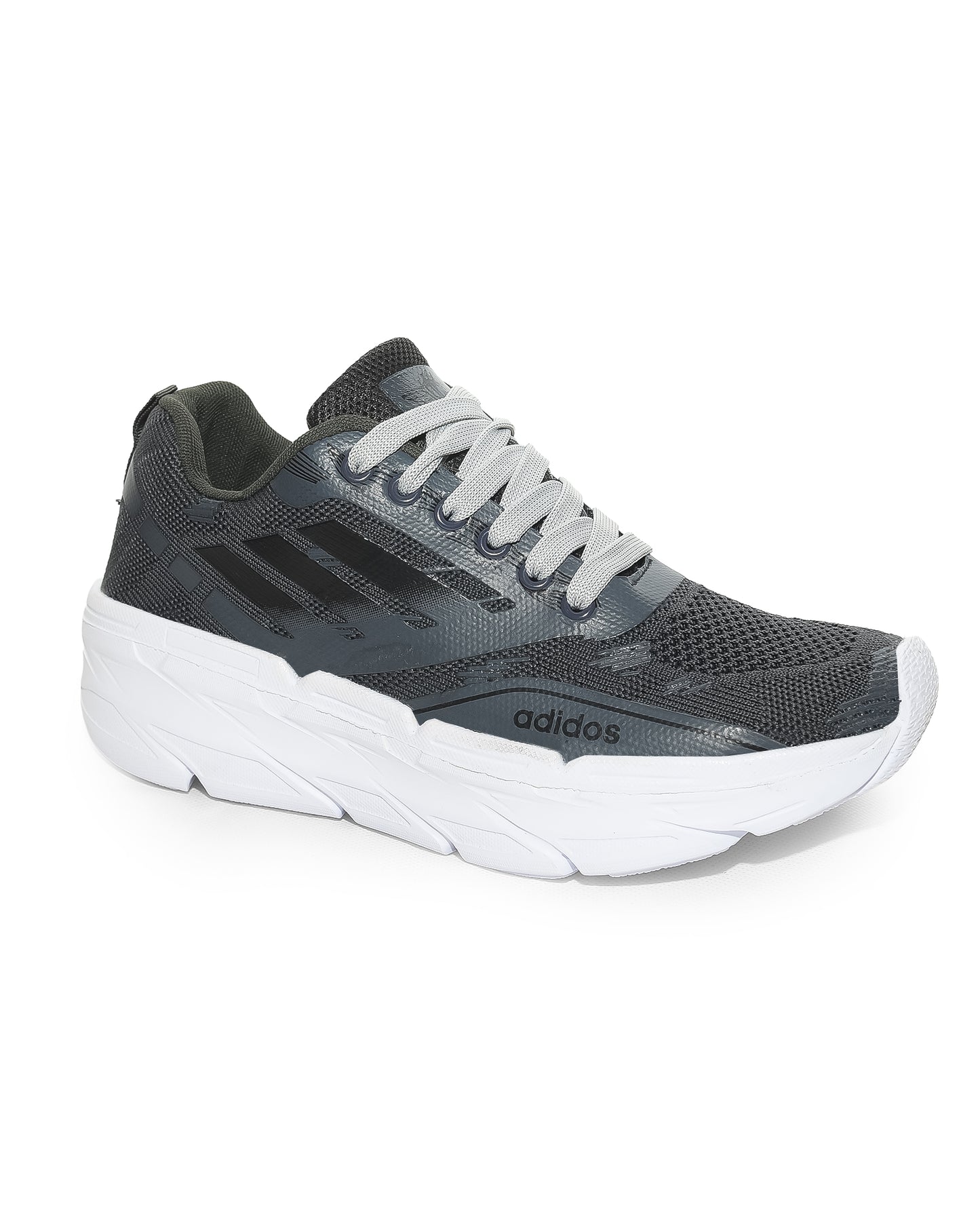 كوتشي رانينج ، خامات مستوردة ، قماش تريكو متين ونعل طبي للرجال