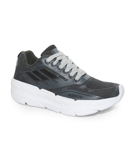 كوتشي رانينج ، خامات مستوردة ، قماش تريكو متين ونعل طبي للرجال