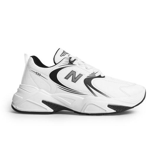 كوتشي فاشون حريمي جلد بنعل عريض