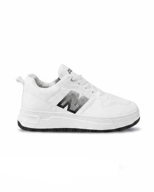 671 - Fashion flat sole sneaker for women