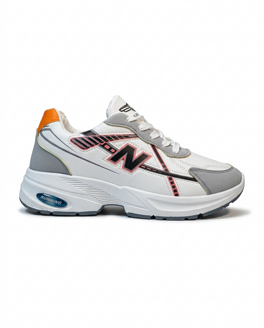 كوتشي فاشون حريمي جلد بنعل عريض