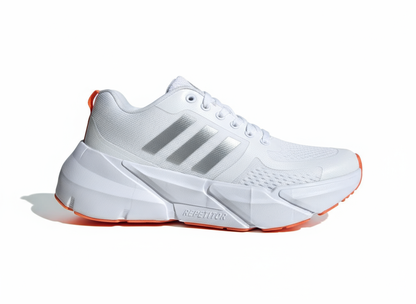 كوتشي رانينج ، خامات مستوردة ، قماش تريكو متين ونعل طبي للرجال